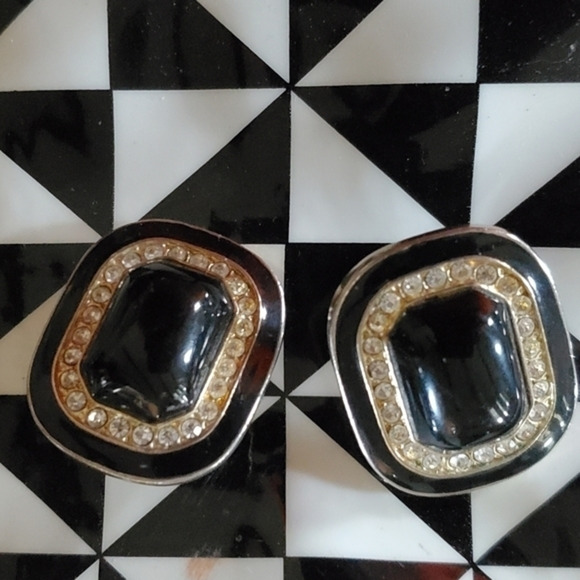 Vintage Rhinestone‎ enamel clip earrings - Picture 1 of 5